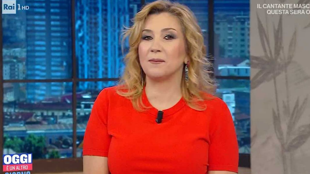 Serena Bortone "benedice" la fine dell' "incubo" Rai costato 200 milioni alla Tv di Stato