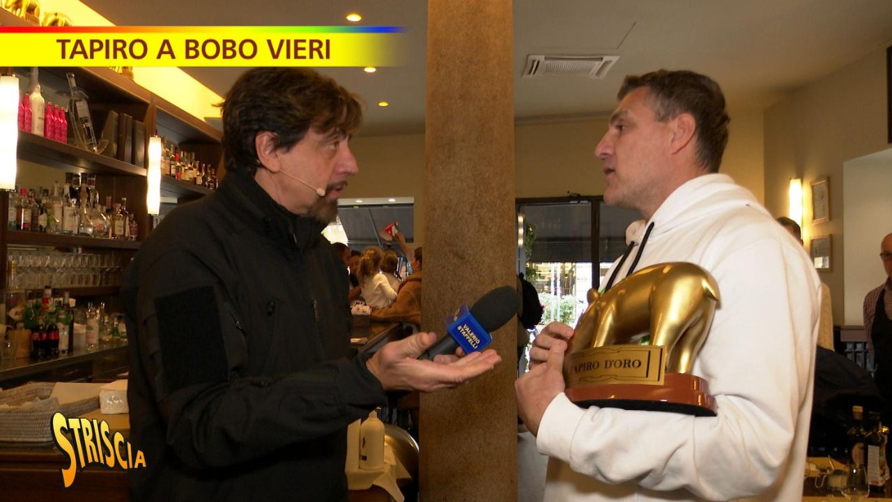 Nuovo Tapiro d'Oro a Christian Vieri per la finta diretta della Bobo Tv