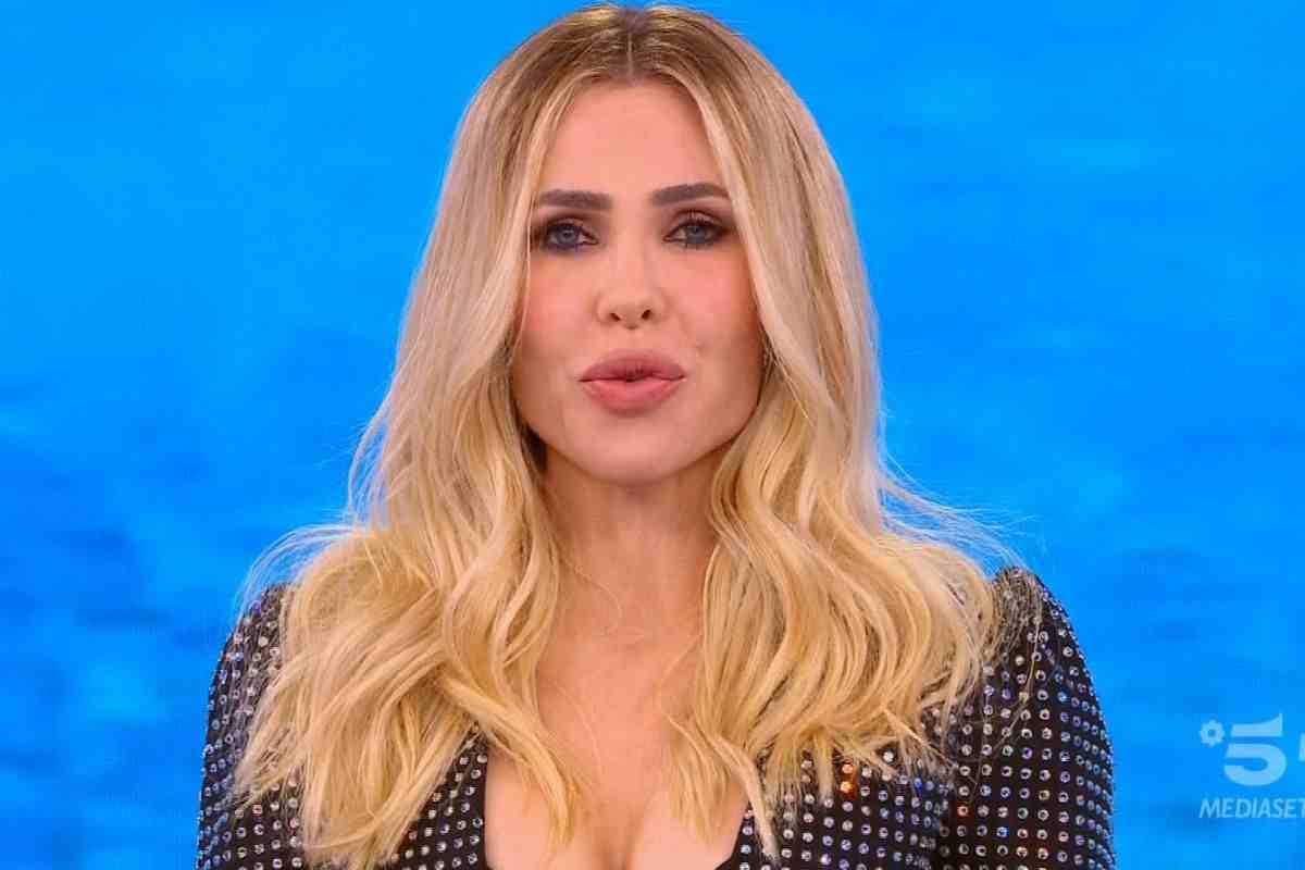 Ilary Blasi Canale 5